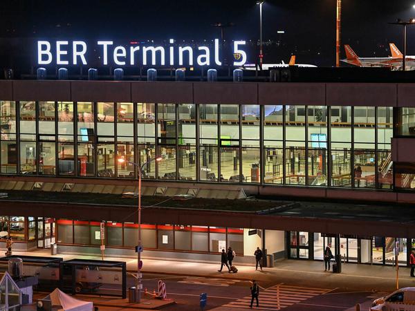 Mit der BER-Eröffnung war das alte SXF-Terminal zum T5 geworden.