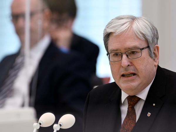 Fordert schriftliche Garantien für Schwedt: Brandenburgs Wirtschaftsminister Jörg Steinbach (SPD).