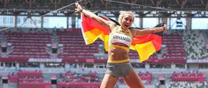 Malaika Mihambo freut sich über Gold im Weitsprung und dass Olympia doch noch stattfindet – die ARD, ZDF und Eurosport tun es ihr gleich.