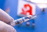 Auch Apotheker sollen die Impfkampagne voranbringen. Foto: David Inderlied/dpa