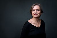 Die Regisseurin Bettina Jahnke ist seit 2018 Intendantin des Hans Otto Theaters. Am 11.9. hat ihre Inszenierung "Vögel" Premiere. Foto: Thomas M. Jauk
