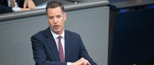  Christian Dürr, Fraktionsvorsitzender der FDP, spricht im November 2023 im Bundestag. 