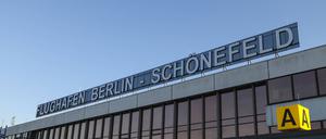 Der alte Flughafen Schönefeld kann abgerissen werden, sagt Landeskonservator Thomas Drachenberg. 