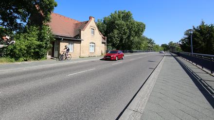 Das Chausseehaus in Neu Fahrland muss für die neue Straßenbahntrasse nach Krampnitz abgerissen werden.