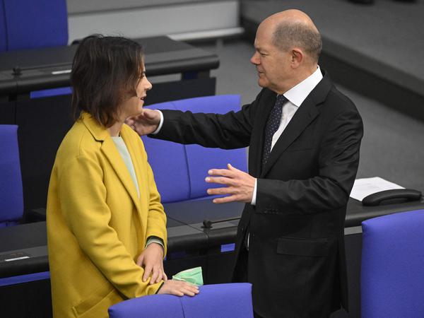 Nicht immer einer Meinung: Außenministerin Annalena Baerbock (Grüne) und Kanzler Olaf Scholz (SPD).
