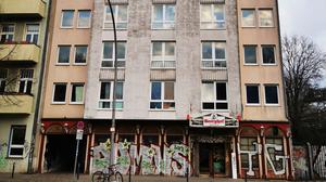 Das leerstehende Hotel in Friedrichshain. 