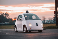 Die Zukunft des Verkehrs? Der Prototyp eines selbstfahrenden Autos von Google. Foto: picture alliance / dpa
