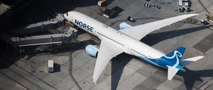Maschine von Norse Atlantic Airways am Flughafen Los Angeles.