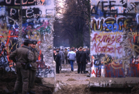 Mauerfall in Kleinmachnow, Foto: Michael Reiner Ernst/ Stiftung Berliner Mauer