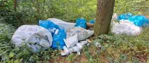 In Groß Glienicke wurde illegal Müll abgeladen.