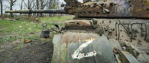 Russische Panzer sind mit dem Z gekennzeichnet. Das Symbol zu verwenden, kann strafbar sein. 