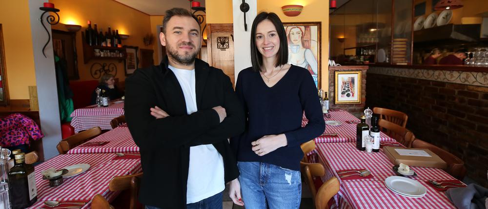 Sergio und Irina Nacu müssen in ihrem Restaurant „Pane e Vino“ jetzt mehr selbst mitarbeiten, um zu überleben.