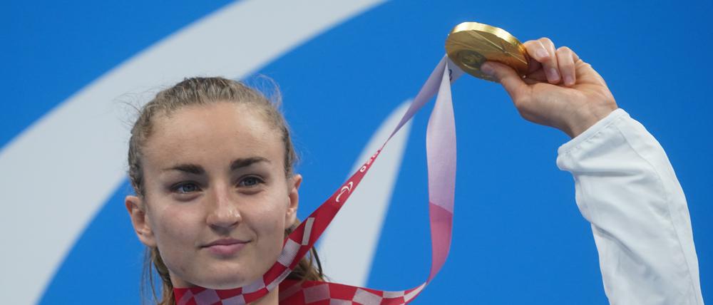 Berlins Beste. Schwimmerin Elena Semechin.