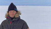 Kaltluft und Hitzewellen. Markus Rex vom AWI Potsdam erklärt den Zusammenhang mit dem Arktis-Klima. Foto: AWI/Helmhol/dpa