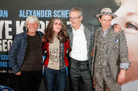 Bei der Berlinale-Premiere des Films: Andreas Dresen, Laila Stieler, Bernhard Docke und Alexander Scheer (v.l.). Foto: Gerald Matzka/dpa