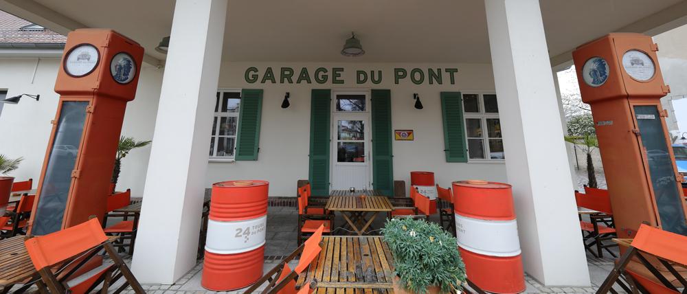 Restaurant "Garage du Pont" an der Glienicker Brücke in Potsdam mit neuem Betreiber
