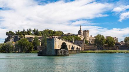 Erbaut im 12. Jahrhundert: Die Brücke Saint Benezet, bekannt als Pont d’Avignon.