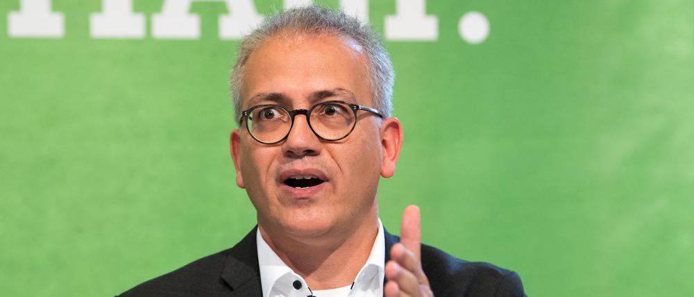 Tarek Al-Wazir ist Vize-Ministerpräsident und Minister für Wirtschaft, Verkehr und Wohnen in Hessen.