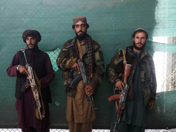 Mit der Machtübernahme der Taliban droht eine Massenflucht aus Afghanistan. 
