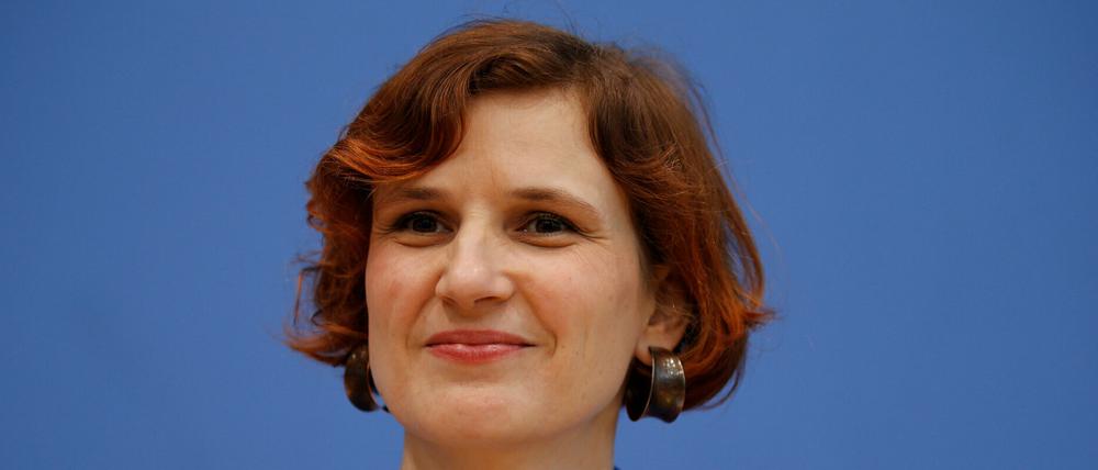 Katja Kipping kritisierte auf dem Parteitag der Linken Karl-Heinz Schröter: "Ihr seid da ja so mit einem SPD-Innenminister gesegnet, der leistet sich Dinger."