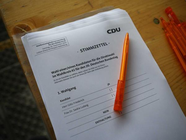 Stimmzettel der CDU zur Nominierung der Bundestagswahlkandidaten.