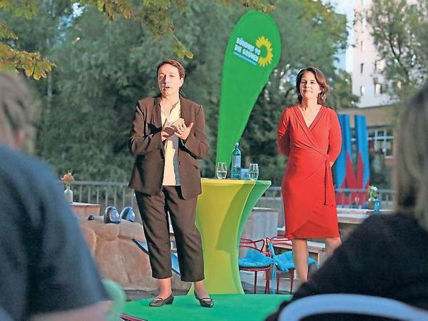 Mit Annalena Baerbock bei der Wahlkampfveranstaltung im Insel-Café.