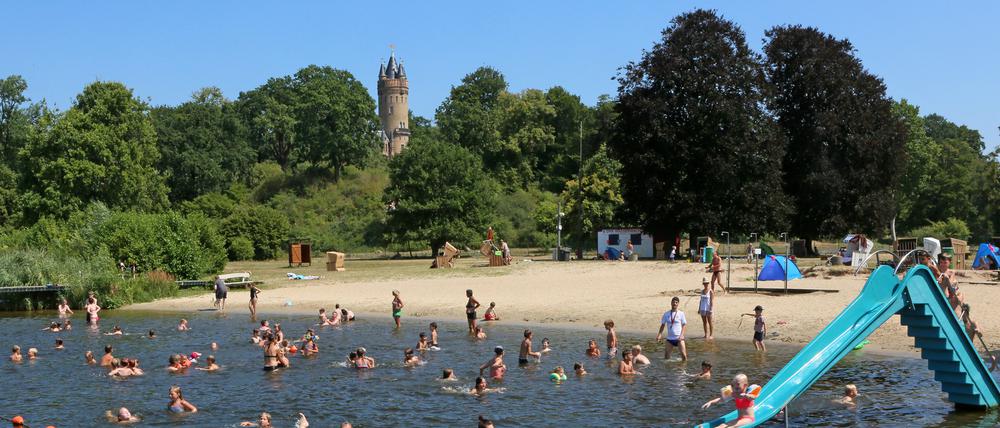 Das Strandbad Babelsberg muss umziehen, denn die Schlösserstiftung hat neue Pläne für das Areal.