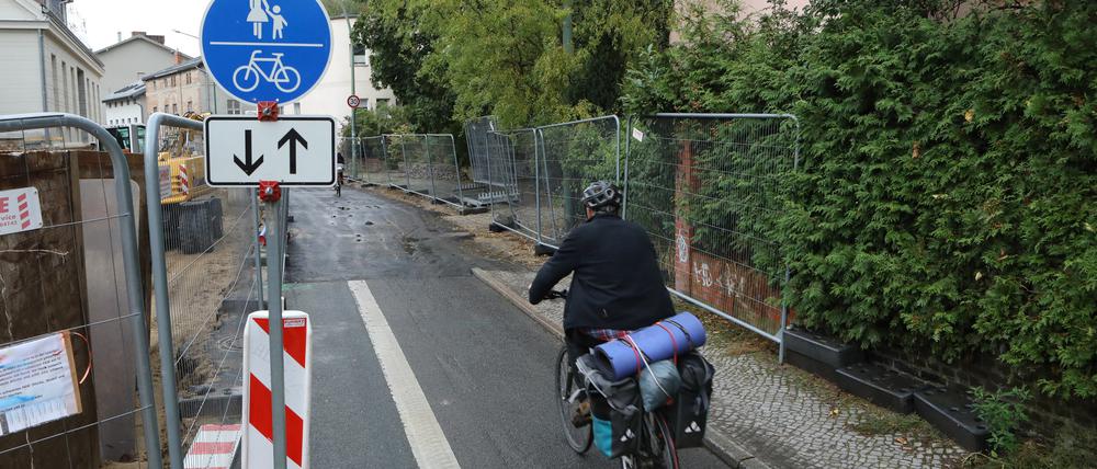 Die Leipziger Straße wird für Radfahrer ab Dienstag gesperrt - sie müssen schieben