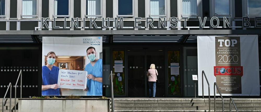 Innerhalb des Potsdamer Klinikums "Ernst von Bergmann" kam es zu einem Ausbruch des Coronavirus. 