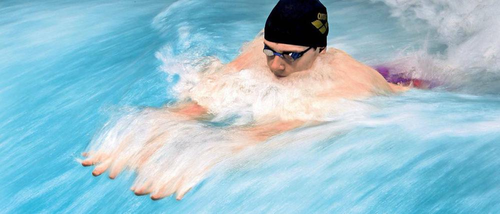 Unruhiges Gewässer. Die Frage, wie es mit ihrem Stützpunkt weitergeht, belastet die Potsdamer Schwimmer – beispielsweise den Olympiasiebten Christian Diener.