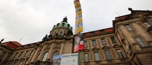 Erste Wahlplakate in der Friedrich-Ebert-Straße für die Wahl der Stadtverordnetenversammlung am 9. Juni 2024  in Potsdam
