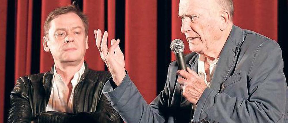 Erinnernde. Drehbuchautor Wolfgang Kohlhaase (r.) und Schauspieler Sylvester Groth beim Filmgespräch nach der Vorpremiere von „In Zeiten des abnehmenden Lichts“.