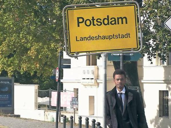 Folakunle Oshun war ein Jahr lang Curator in Residence in Potsdam. Hier entstand sein erster Film: „Potsdam ist Potsdam“. 