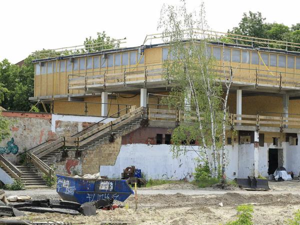 Im Bau. Im ehemaligen Terrassenrestaurant Minsk auf dem Brauhausberg soll im Herbst 2021 ein Museum für DDR-Kunst eröffnen.