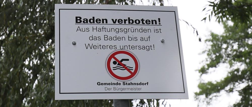 Am Güterfelder Haussee ist in diesem Jahr das Schwimmen verboten. 