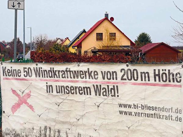 Während in Ferch der Ortsbeirat einstimmig für die Anlagen votierte, gibt es in Bliesendorf großen Protest. 