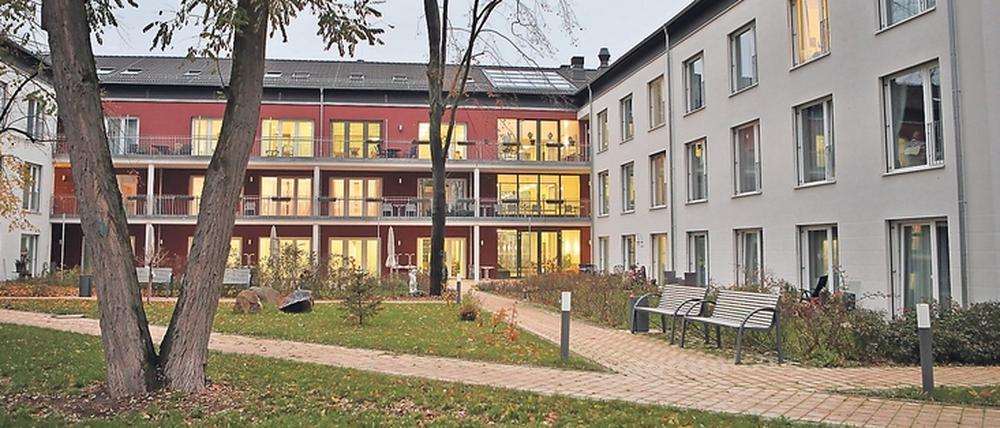 15 Bewohner und sechs Mitarbeiter im Werderaner Pflegeheim „Haus Am Zernsee“ haben sich mit dem Coronavirus infiziert.