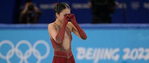 Verzweifelt nach ihrer Kür im Eiskunstlauf: Die Chinesin Zhu Yi stürzte im Wettkampf und wurde daraufhin scharf kritisiert in den sozialen Medien.
