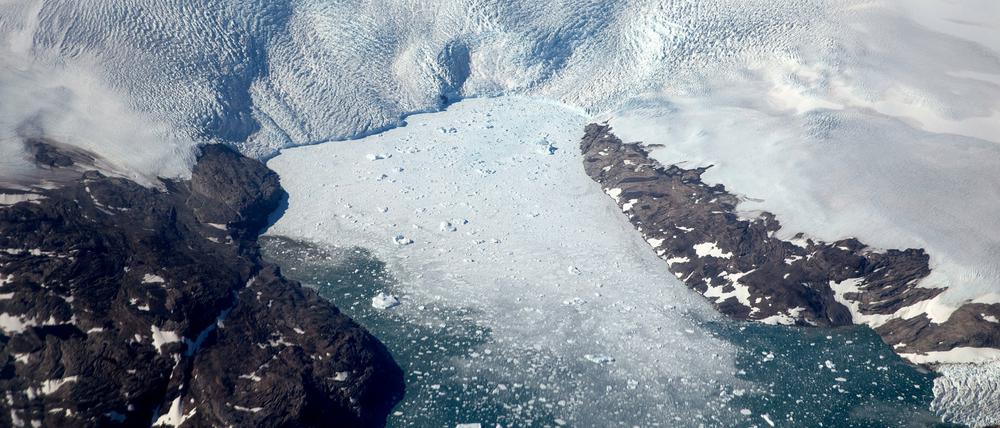 In den vergangenen 40 Jahren hat sich die Arktis viermal schneller erwärmt als der Rest der Erde.